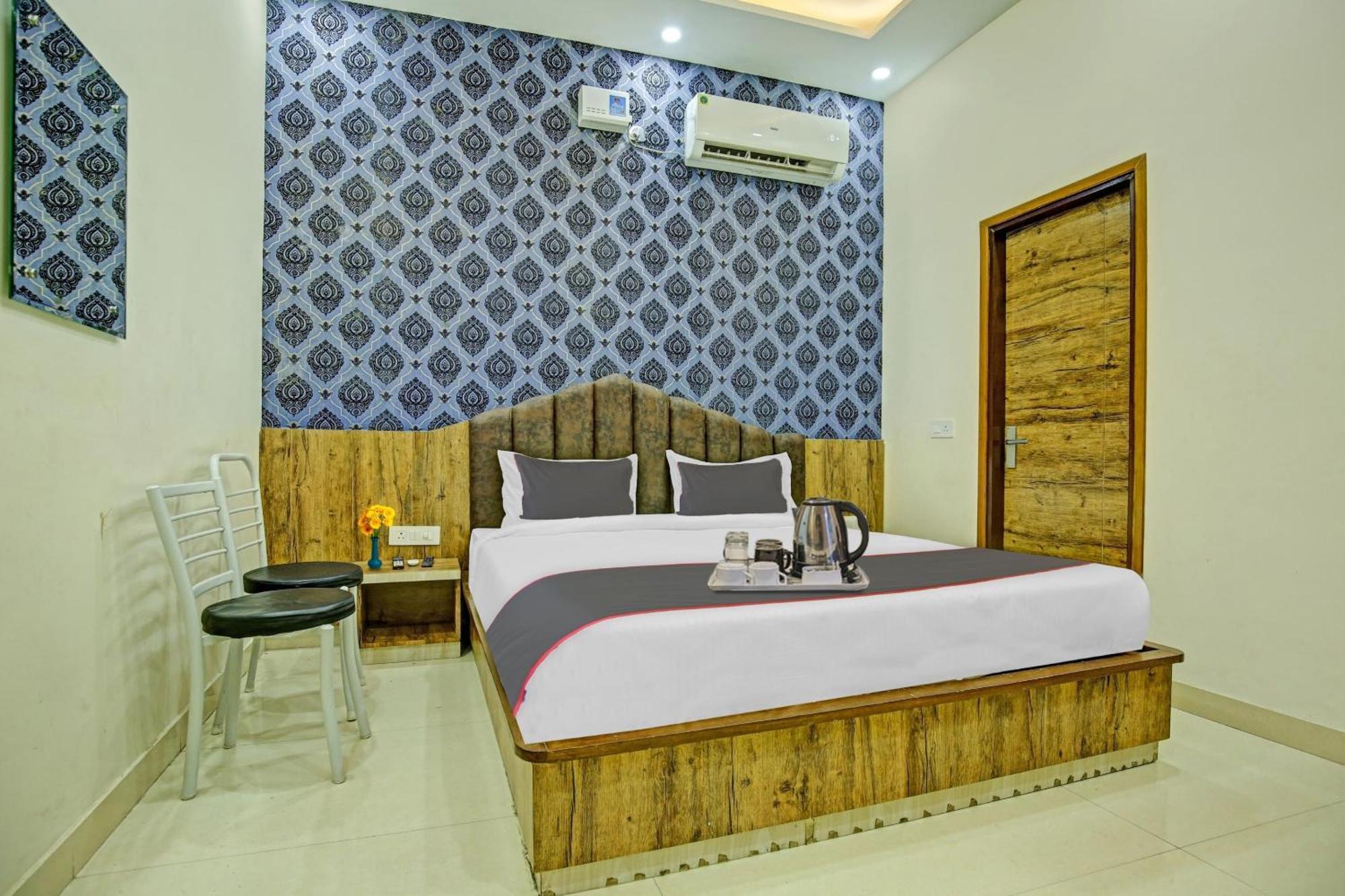 SPOT ON 92761 Hotel River View Zirakpur Exterior foto